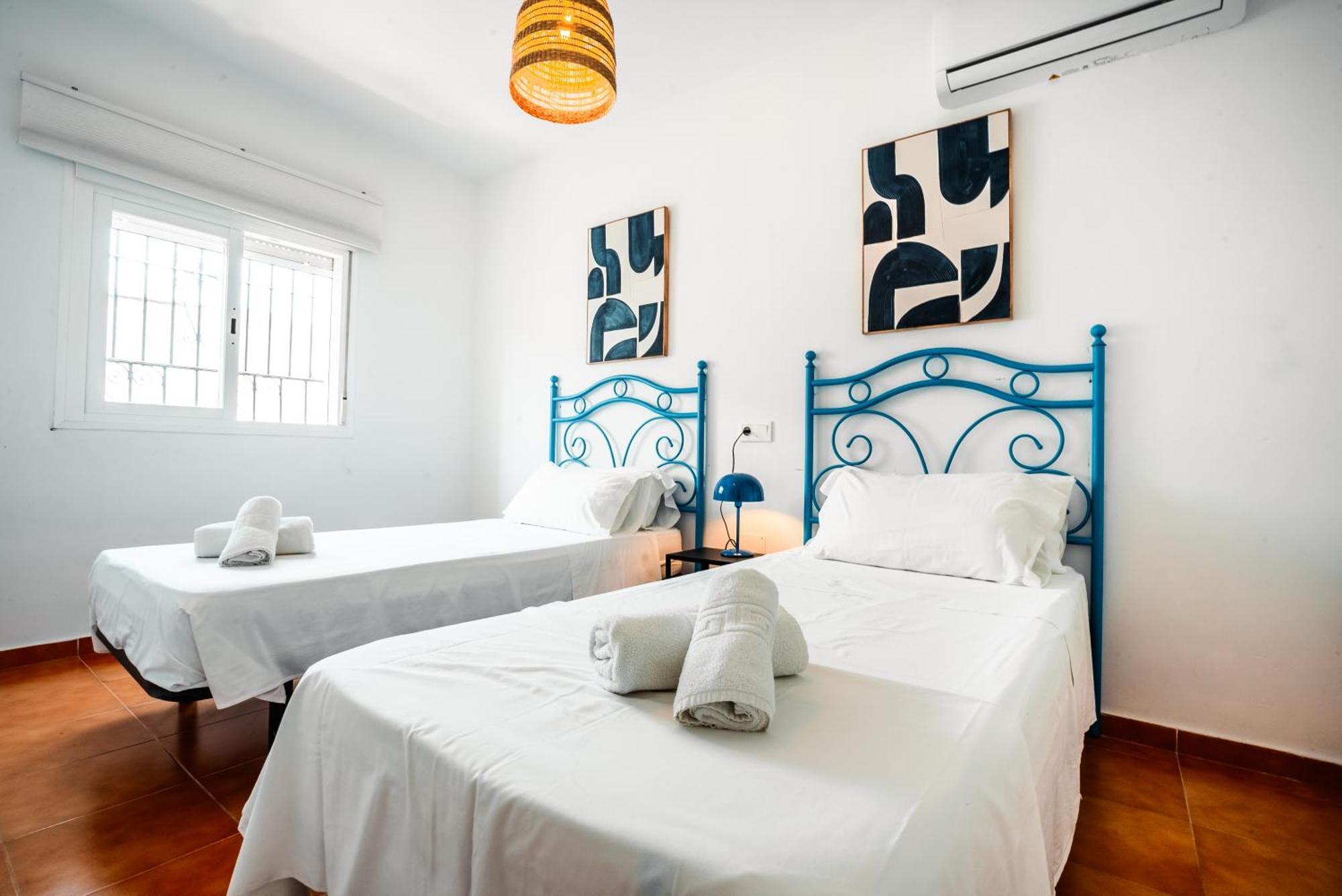 Escuela Village Marbella Exteriér fotografie